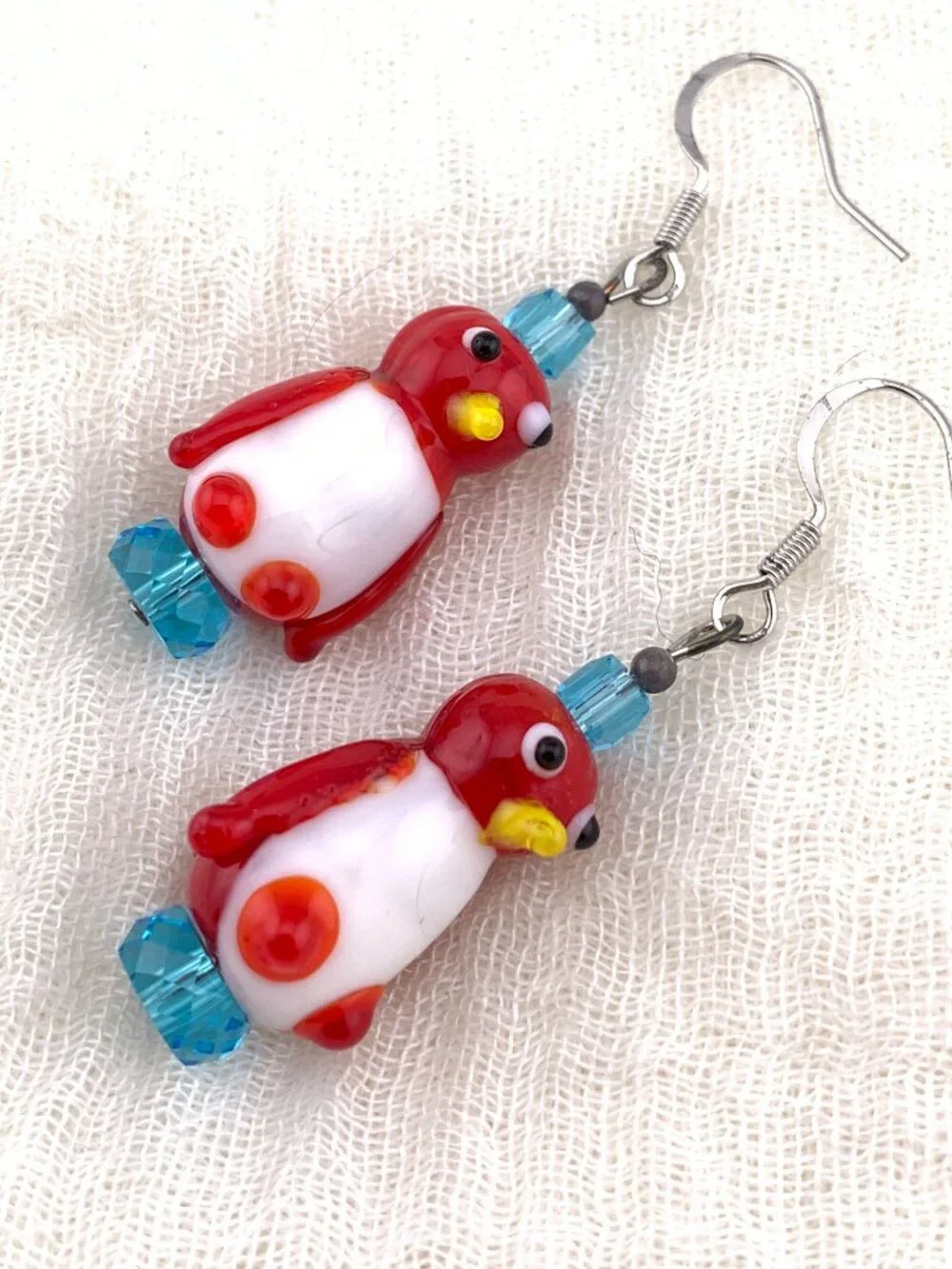 23 WILDWOOD ROSE red penguin